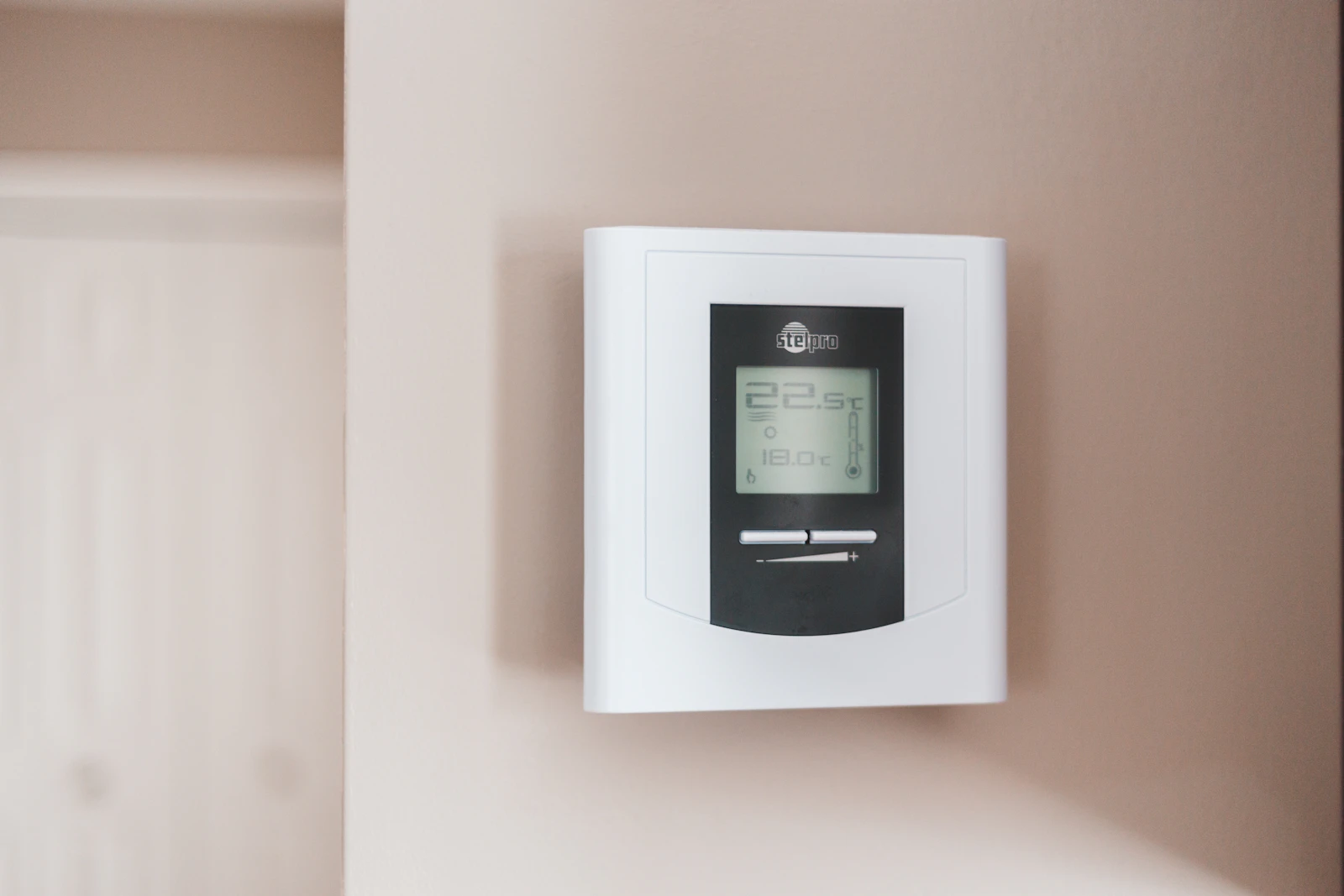 What are the clearest signs attic insulation needs replacing?